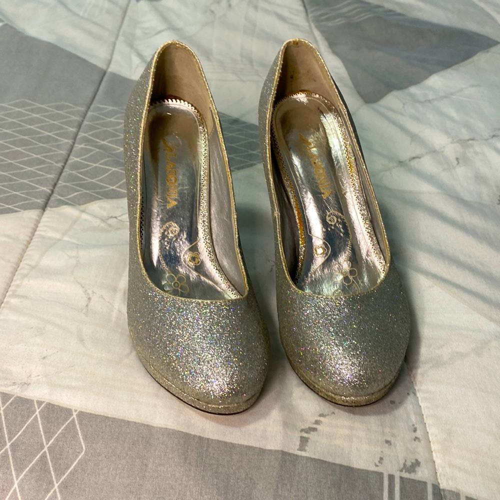 Sparking Heels
